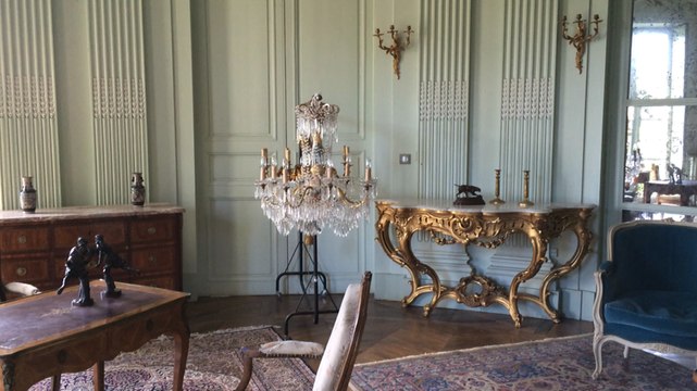 Enchères à l'hôtel particulier Saint-Léonard Vente sur place