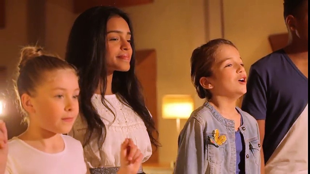 Kids United - Le Pouvoir Des Fleurs (Acoustique - Officiel)