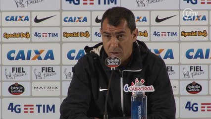 Carille evita falar sobre arbitragem em derrota, mas critica pressão do Flu