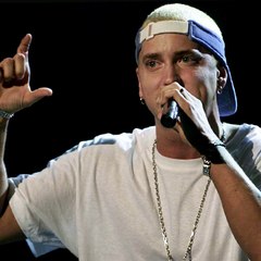 2001. Eminem interview RARE. Speaks on Dre, learning how to produce, Kim, D-12, Halie, and MUCH more