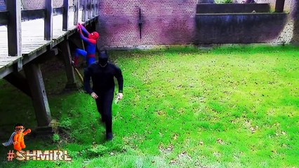 ♥ SPIDERMAN and Batman CARTOON - Treasure Chest - Superhero Movie In Real Life FUNCLIPS4KIDS