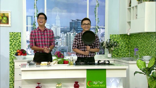 Diễn viên Đại Nghĩa thực hiện món phở áp chảo chay - Thành Phố Hôm Nay [HTV9 - 26.09.2016]