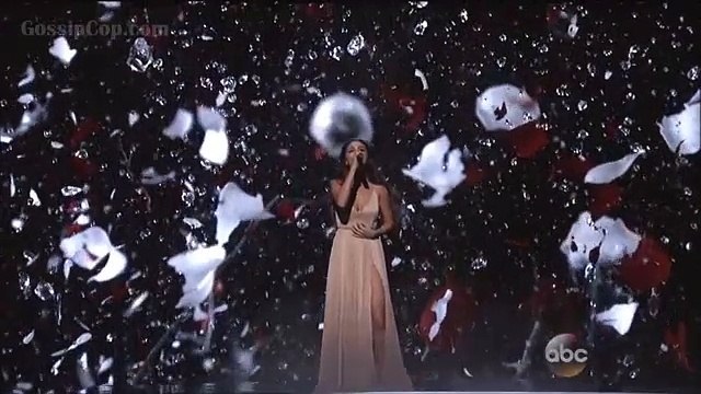 Selena Gomez - The Heart Wants What It Wants Performance LIVE at AMA's