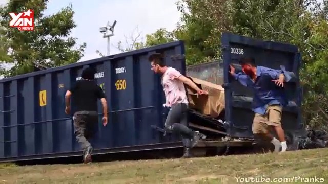 Zombies In Real LIfe Halloween Prank