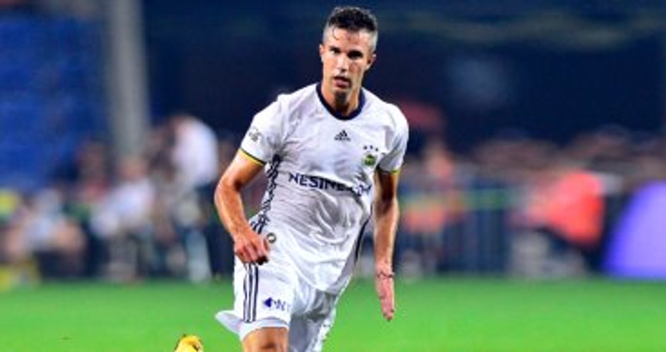 Metin Tekin: Robin van Persie Yavaş Yavaş Futbola Veda Ediyor