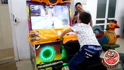 [Kids Funny Part 22]Children playing computer games *** motorcycle learner 2017