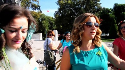 Süslü Kadınlar Bisiklet Turu