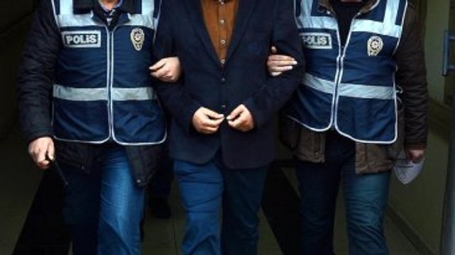 Sondakika! İzmir Adliyesine FETÖ Operasyonu! 76 Kişi Gözaltında