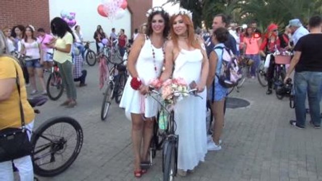 Mersin 'Süslü Kadınlar' Pedal Çevirdi 2-