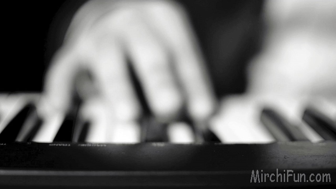 Bol Do Na Zara Cover (Unplugged) Siddharth Slathia Full HD-(MirchiFun.com)