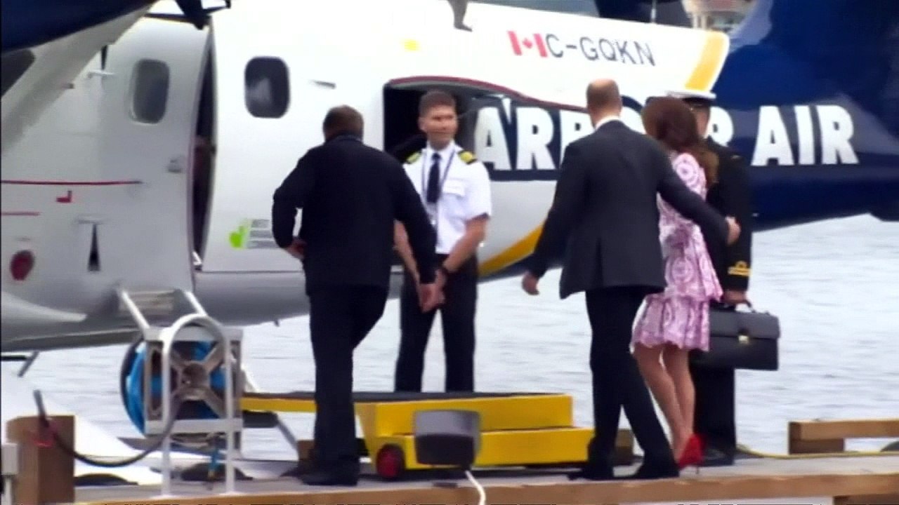 Will and Kate arrive in Vancouver by seaplane
