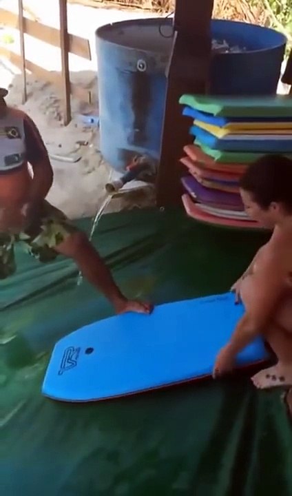Look what did this women on Slide Descent