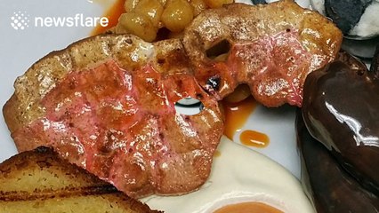 Chef creates full English breakfast dessert