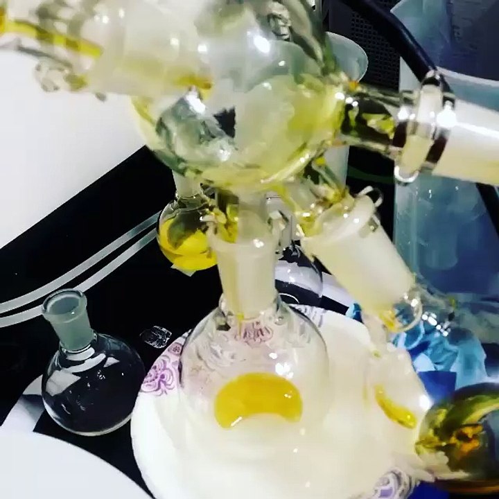 Short path distillation equipment