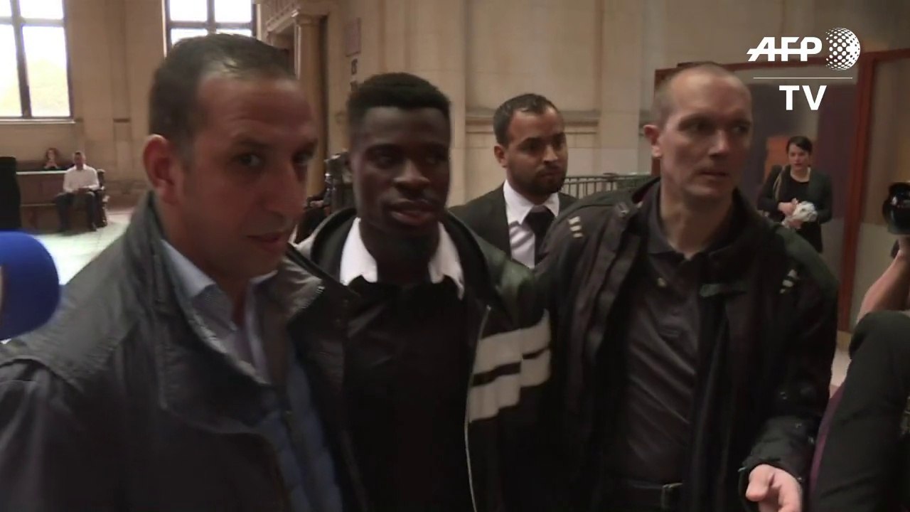 Le défenseur du PSG Serge Aurier devant la justice