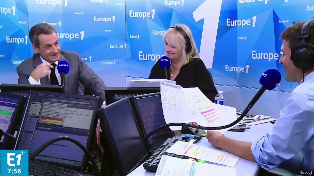 Sarkozy dénonce le manque "de courtoisie" de Hollande en 2012