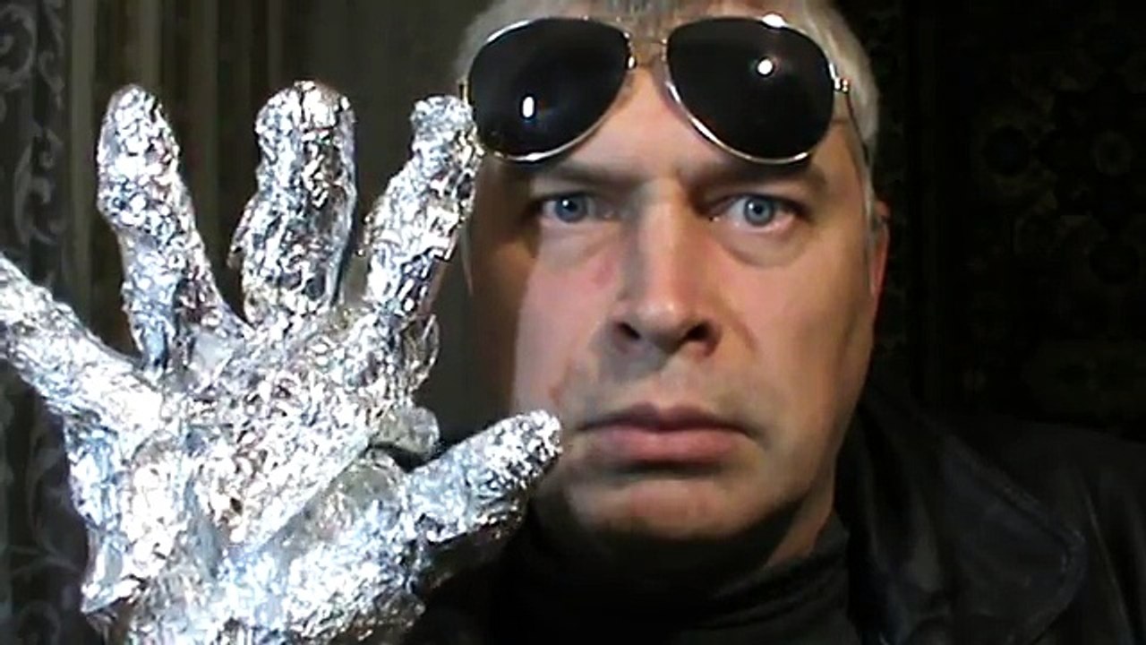 Новая версия пародия на терминатора — Русский терминатор или рука терминатора