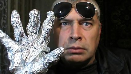 Новая версия пародия на терминатора — Русский терминатор или рука терминатора