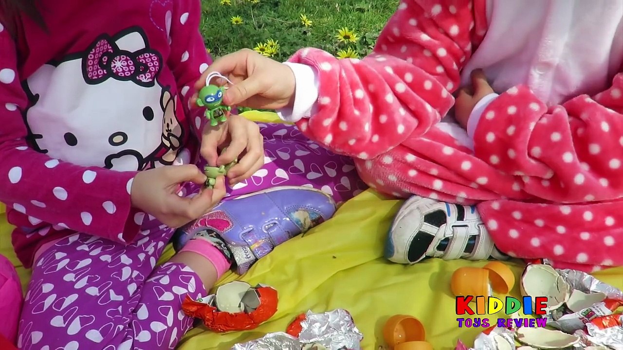 HELLO KITTY SURPRISE EGG HUNT Hello Kitty Easter Eggs Hello Kitty Jumping on the Bed Hello Kitty Toy