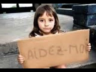 Faux. Il n’est pas démontré que le placement permette aux enfants pauvres d’avoir une vie meilleure.