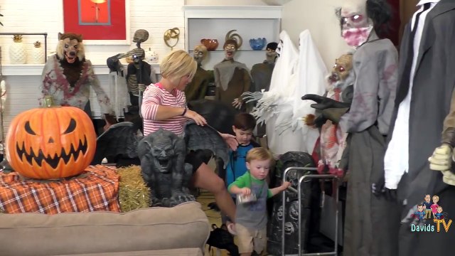 Huge 32 Animatronic Collection Spirit Halloween and Halloween Express Animated Props FNAF