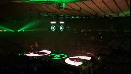 Japonya’nın LED zeminli basket sahası maçı gölgede bıraktı