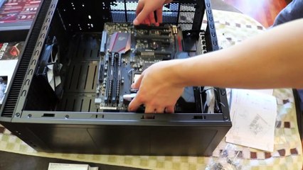 Atteint d'un cancer ses amis lui offrent un super PC de Gaming
