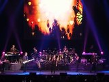 Arnel Pineda sings with the Chicago band