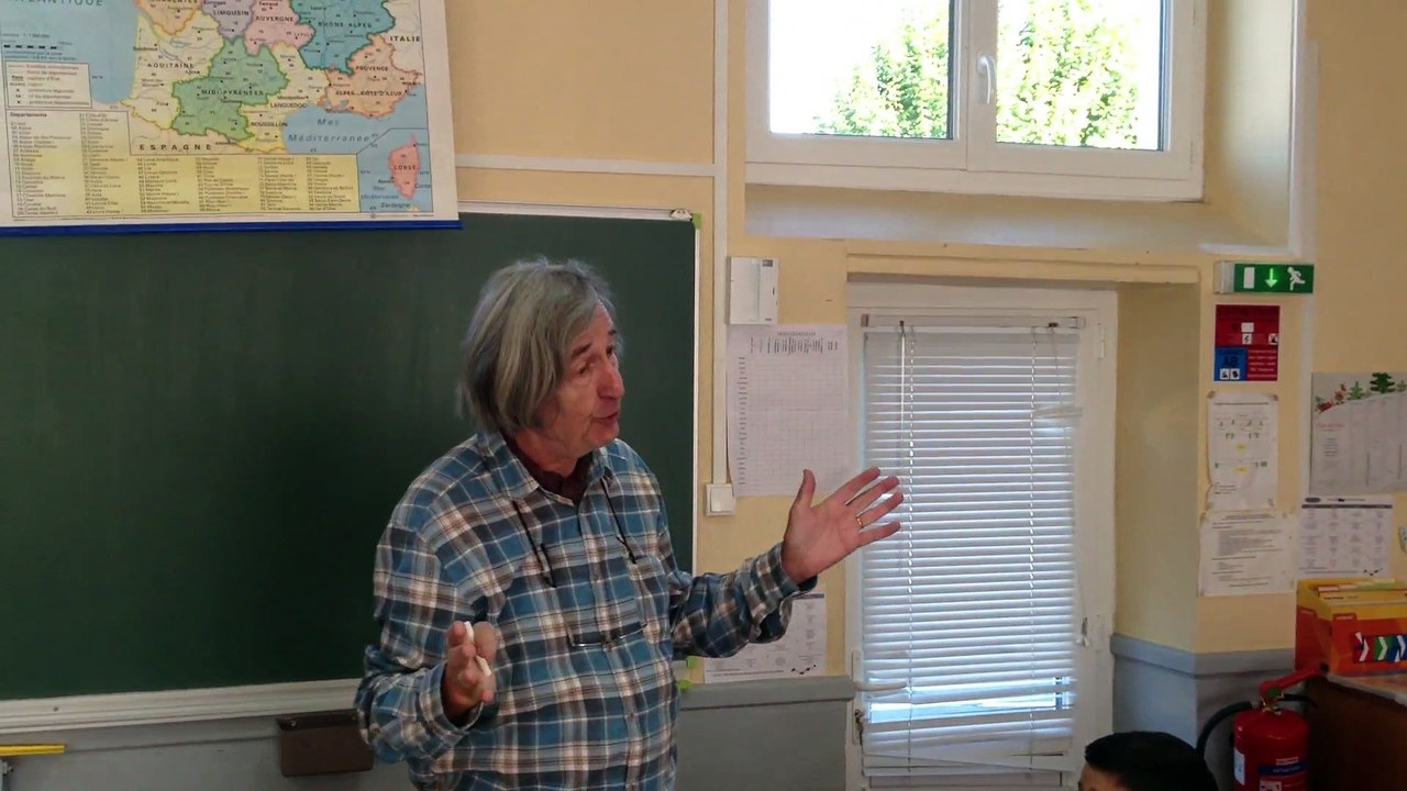 Un poète à l'école de Saint-Angeau