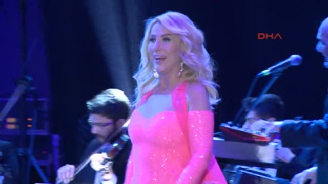 Antalya Seda Sayan ve Aynur Aydın Expo 2016'da Konser Verdi
