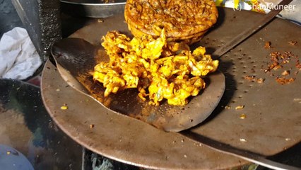 Onion Pakora | Special Pakora | Sharing with Public | Lahore Street Food II
