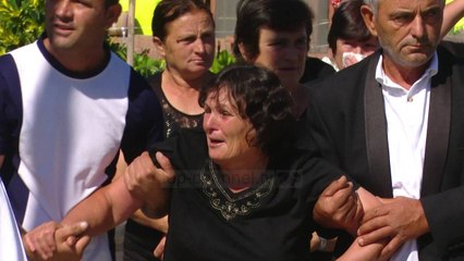 Funerali "i turpit" të një vajze - Top Channel Albania - News - Lajme