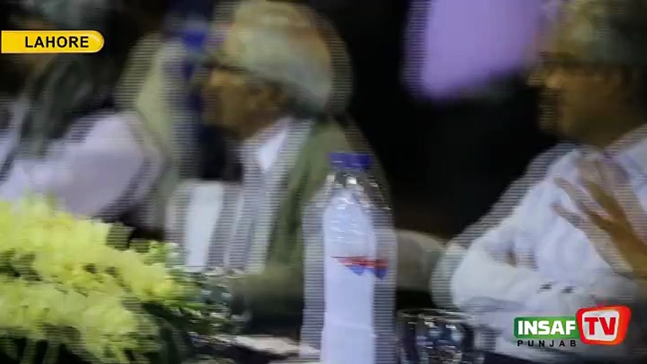 Imran Khan Meets With Senior Journalists and Anchors in Lahore