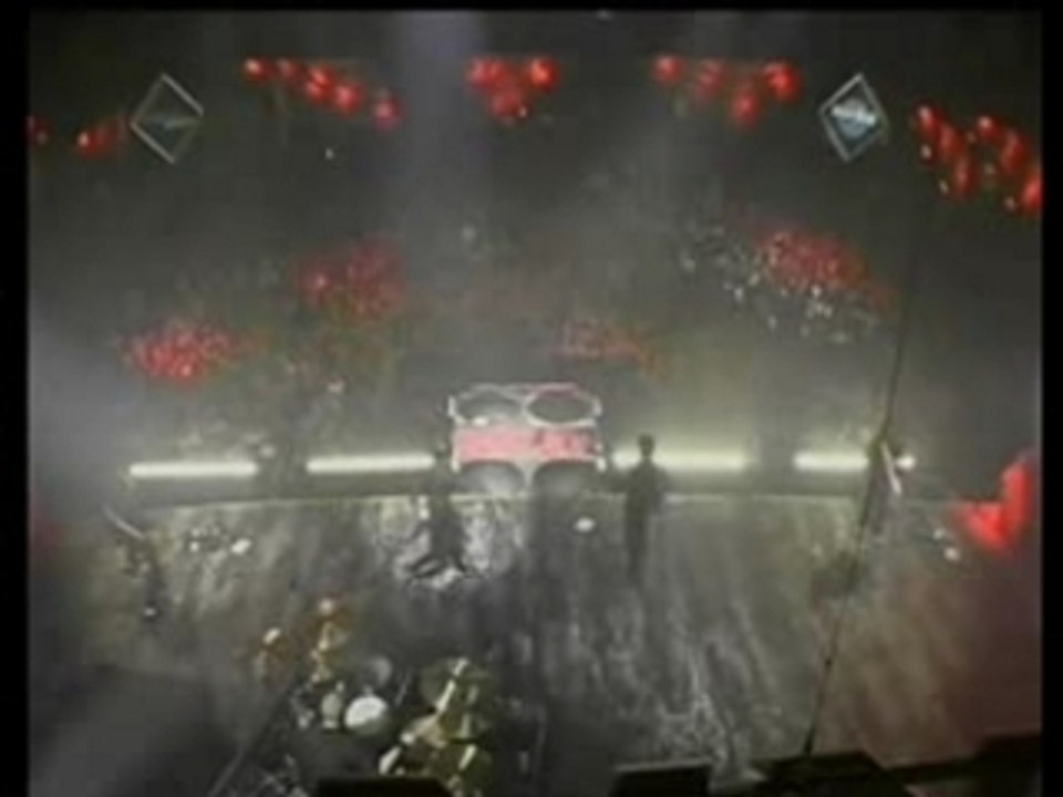 My Chemical Romance -Give 'Em Hell