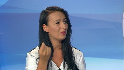 Aurela Agalliu, psikologe e ftuar në Ora e Intervistës