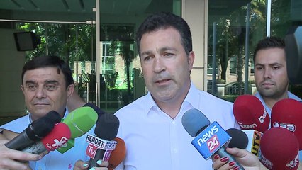 PS mbledh grupi: Do ta votojmë vettingun - Top Channel Albania - News - Lajme