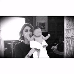 Neslihan Atagül - Zerrin Tekindor - Bebek Krizi