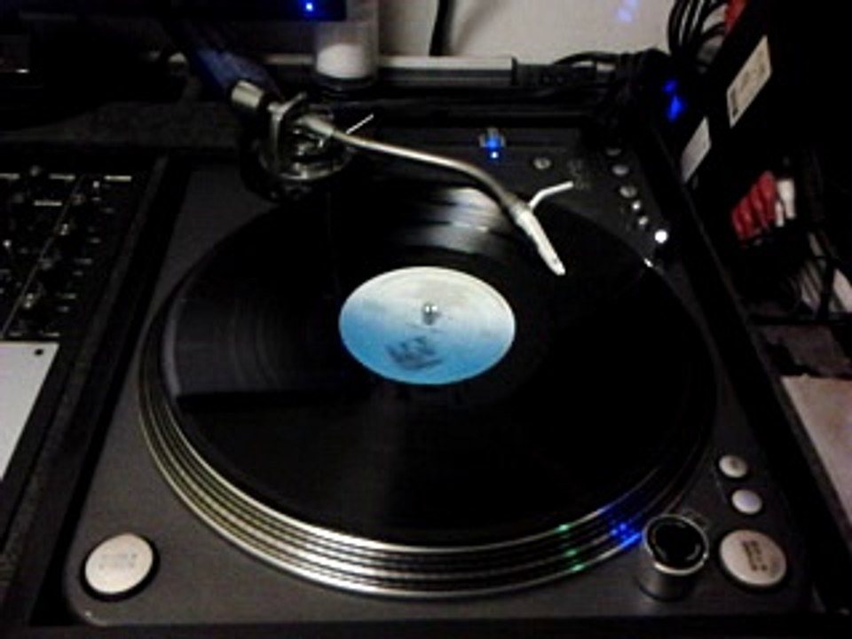 Living Proof - We Can Groove You (Hip Hop Remix)