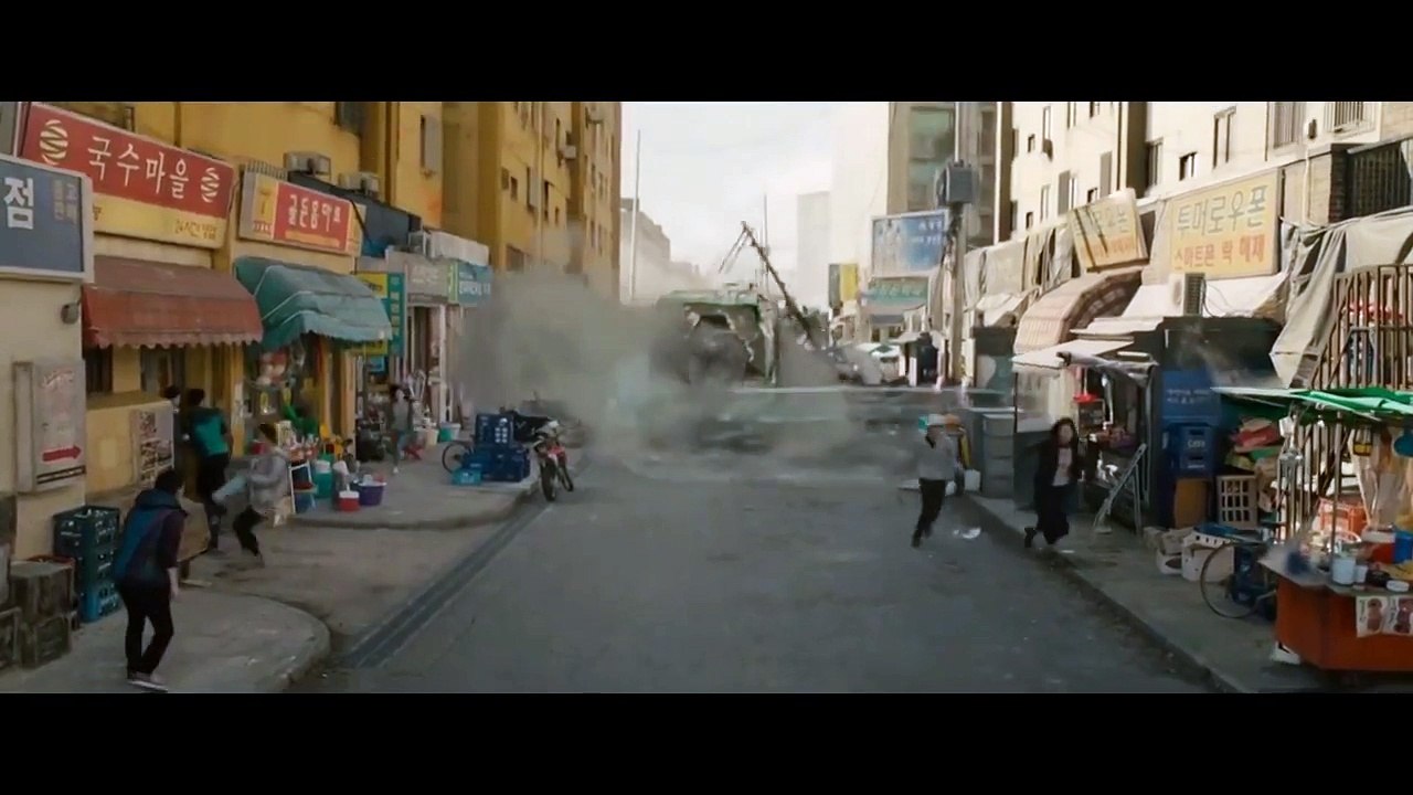 Age of Ultron   Quicksilver Running Scenes HD