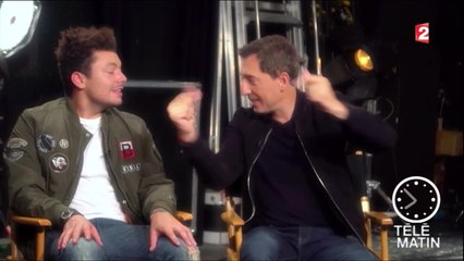 Scènes - Gad et Kev ensemble sur scène avec « Tout est possible », 2ème Partie