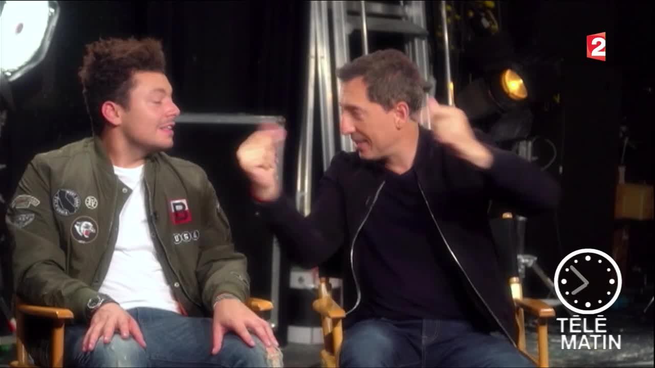 Scènes - Gad et Kev ensemble sur scène avec « Tout est possible », 2ème Partie