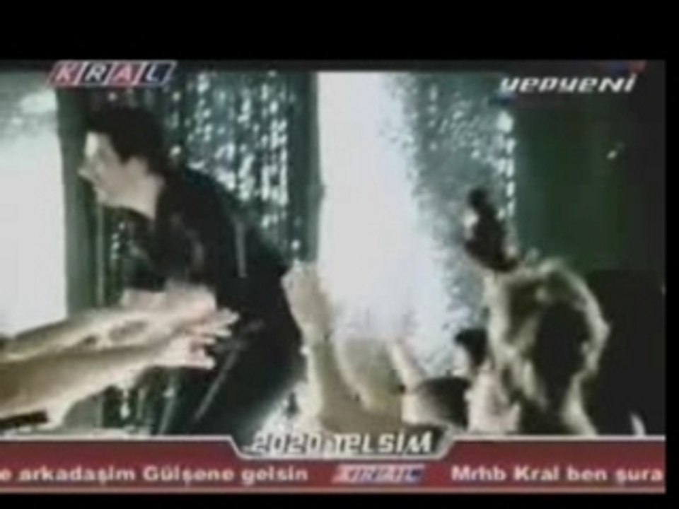 Davut Güloglu - Cat Cat by Aluxton