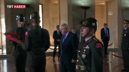 İngiltere Dışişleri Bakanı Johnson, Anıtkabir’i ziyaret etti