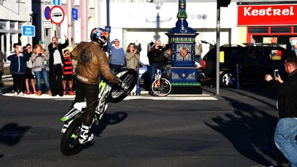 Dougie Lampkin Wheelies Entire Isle of Man TT Course - 37.7 Miles!