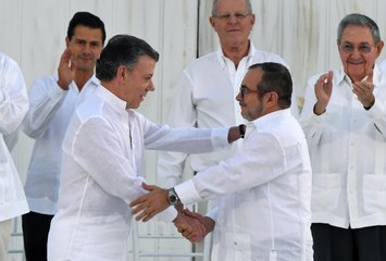 Accord de paix historique entre la Colombie et les Farc