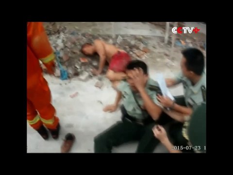 ৪ তলা দিয়ে লাফ দিল লোকটি, অতঃপর পুলিশ অফিসার যা করলেন দেখে অবাক হয়ে যাবেন!!!!