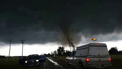 EXTREME TORNADO in Wynnewood from 1/2 mile away!!! (Part 2)5/09, 2016