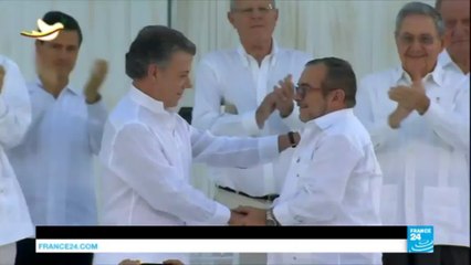 Colombia: Government and FARC sign final peace deal