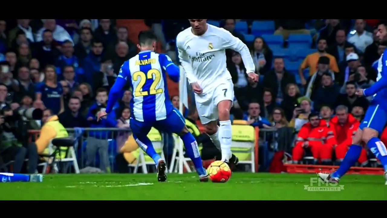 Messi vs Ronaldo - Dribbling vs Skills