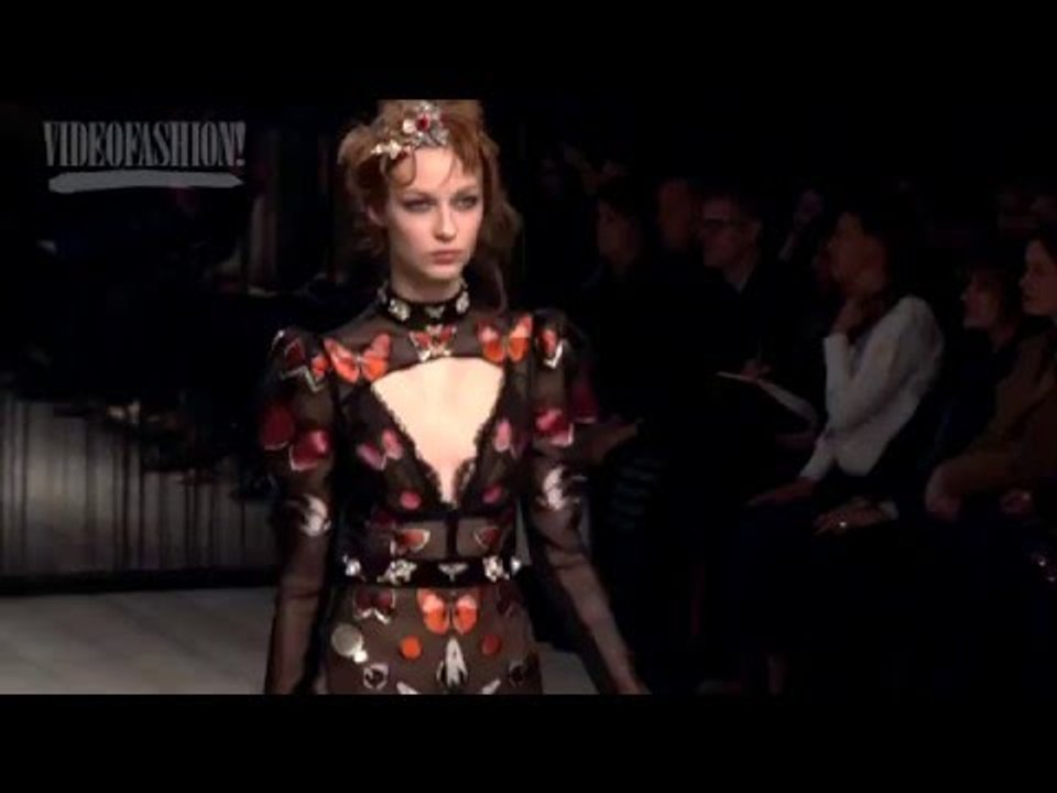 Highlights from Alexander McQueen - London Fashion Week - Fall 2016